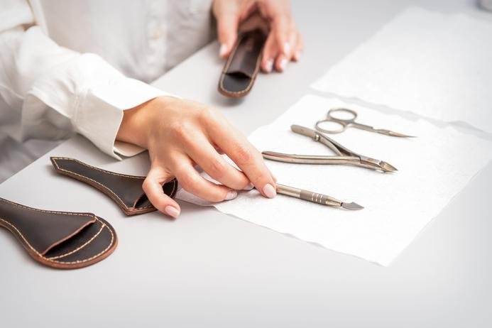 Beauty Instruments That Make a Difference: Perfecting Your Craft with Anenzo BDS Med